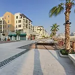 La Cote Building 2 -Spacious One Bedroom