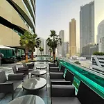 Stylish Studio In Heart Downtown Next Dubai Mall