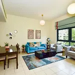 Luxury Escapes - Lovely 1 Bedroom Apartment In Nakheel The Greens