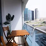 Dubai Marina - Modern Design Studio Apartment, Marina Diamond 2