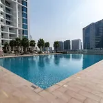 Oraya - Upgraded 2Br In Prive Maison, Central Canal View