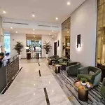 5-Star Burj Khalifa View In Boho With Pool & Gym!