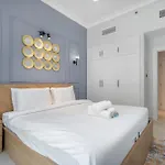 Simple Yet Special 1 Bed For 2 In Mayfair Tower Business Bay