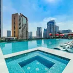 City Retreat Mag 318,Downtown Dubai 5 Minutes Walk To Dubai Mall