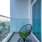 Luxe 2 Bedroom With Private Office