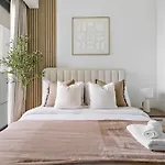 Silkhaus Heart Of Downtown 3 Bdr With Maid Room