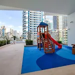 Incredible 3-Bed With Dubai Marina Views!