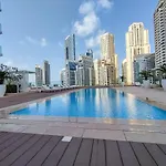 Incredible 3-Bed With Dubai Marina Views!