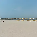 Tiara Residences - Luxurious Marina Living In Palm Jumeirah