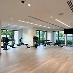 Elegant 1Br With Skyline Views In Downtown Dubai