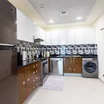 2Br Stunning Luxury Heart Of Marina Near Beach