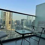 Ashri Holiday Homes Stylish Apartment Near Burj Khalifa