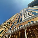 1Br In Elite Residence Marina With Perfect Views!