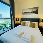 Burj Khalifa Skyline View Sobha Waves - Sobha Hartland