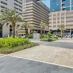 Blueground Sheikh Zayed Rd Pool Gym Dxb-143