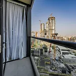 Stylish 1 Bdr Apartment In Sobha Waves