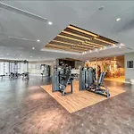 High Floor Apartment In 5 Star Hotel With Infinity Pool Burj View Gym Spa Sauna