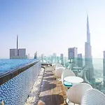 Spectacular Views On The 55Th Floor & Infinity Pool