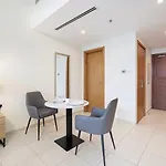 Modern Studio In Bay Square Business Bay