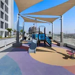 Hotel Apartment - 10 Minutes From Downtown