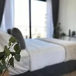 Premium 1Br Fully Furnished Apt With Balcony