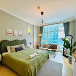 Luxury 3Bhk Jbr Beach By One Tree Vacation Homes