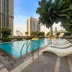 Cozy 4Br With Panoramic Dubai Creek Views