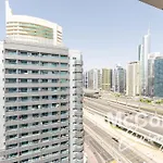 Central 1Br In Marina With Private Terrace & Pool