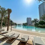 Elegant 1 Bedroom At Creek Beach Bayshore