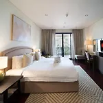 Rosenheim | Seraphic 2 Ensuite Br At Palm Jumeirah