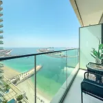 Opulent & Chic - 1 Bedroom - Beachfront