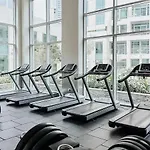 Downtown 1 Bed With A Pool Side Burj Khalifa View