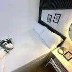 Executive Suite Room In Barsha 1 Near Moe Metro