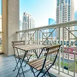 Luxury Escapes - Elegant 3Br Apt With 4 Balconies In 29 Blvd