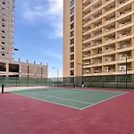 Frank Porter - Lakeside Tower C