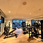 Avalonstay - Luxury 1Br Apt In Downtown Dubai-Brand New-Burj Khalifa & Fountain Views From Pool