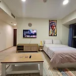 Super Host At Highest Residential Tower In The World, Private Rooms In A Shared Apartment