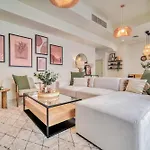 Damac Hills Ll - Stunning 4 Bedrooms Home With Private Pool At Dubai Land