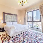 Traditional Home With Full Burj View In The Old Town