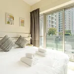 Chic Studio By Marina Walk & Beach
