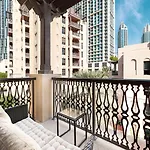 Luxury 1-Bedroom Apartment, 5 Min To Dubai Mall