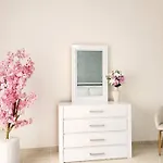 Cozy Urban 1Br