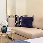 Easygo- Lavish Stu With Pool View In Azizi Riviera