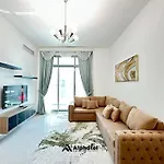 Alphatel Hostel - Dubai World Trade Centre