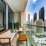 Luxury 4Br Apt-Iconic Burj Khalifa &Fountain Views