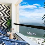 Stylish 4Br Home Steps Away From Jbr Beach