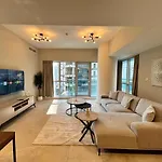 1Br Apt In Business Bay Close To Canal And Dubai Mall!