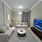 1Br In Mayfair Tower Business Bay! Burj Views, Close To Dubai Mall