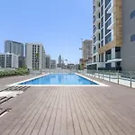 Immaculate Studio Great For 2 In Meydan