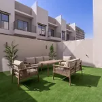 Classy 4-Bedroom Villa With Spacious Balcony In Nad Al Sheba